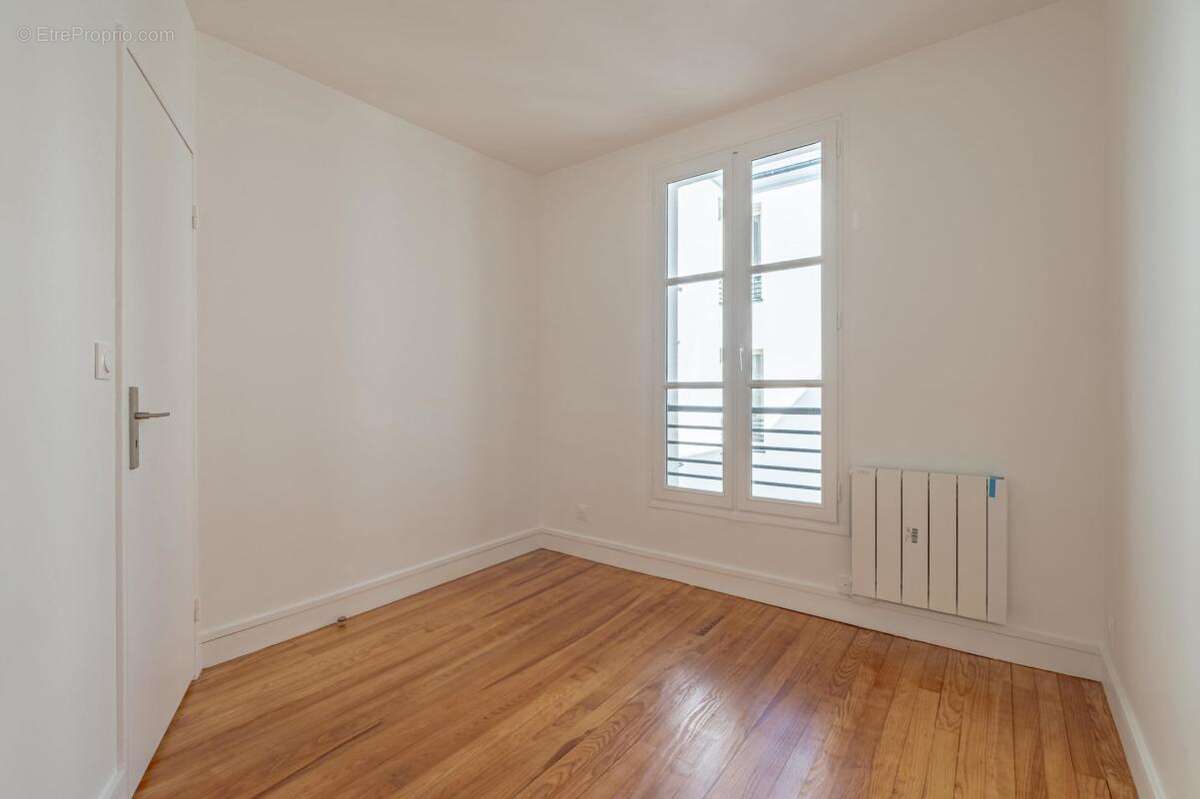 Appartement à PARIS-3E