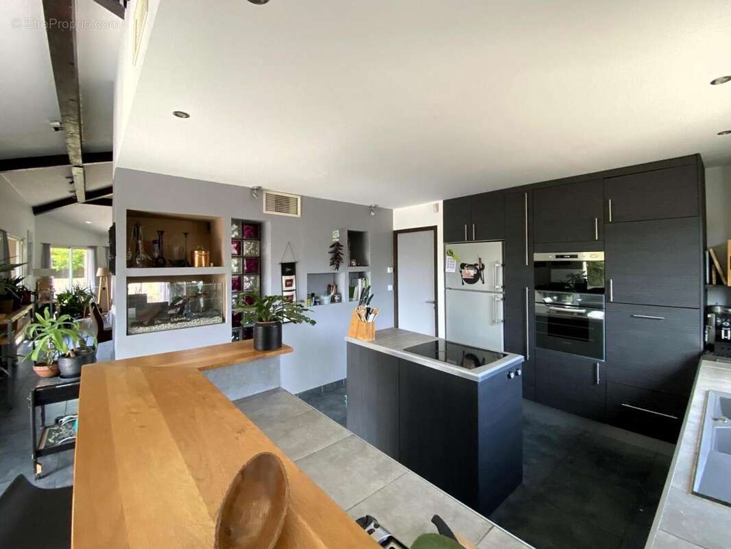   - Maison à COLOMIERS