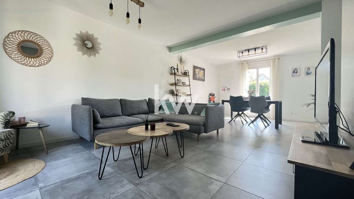 Maison à BALLANCOURT-SUR-ESSONNE