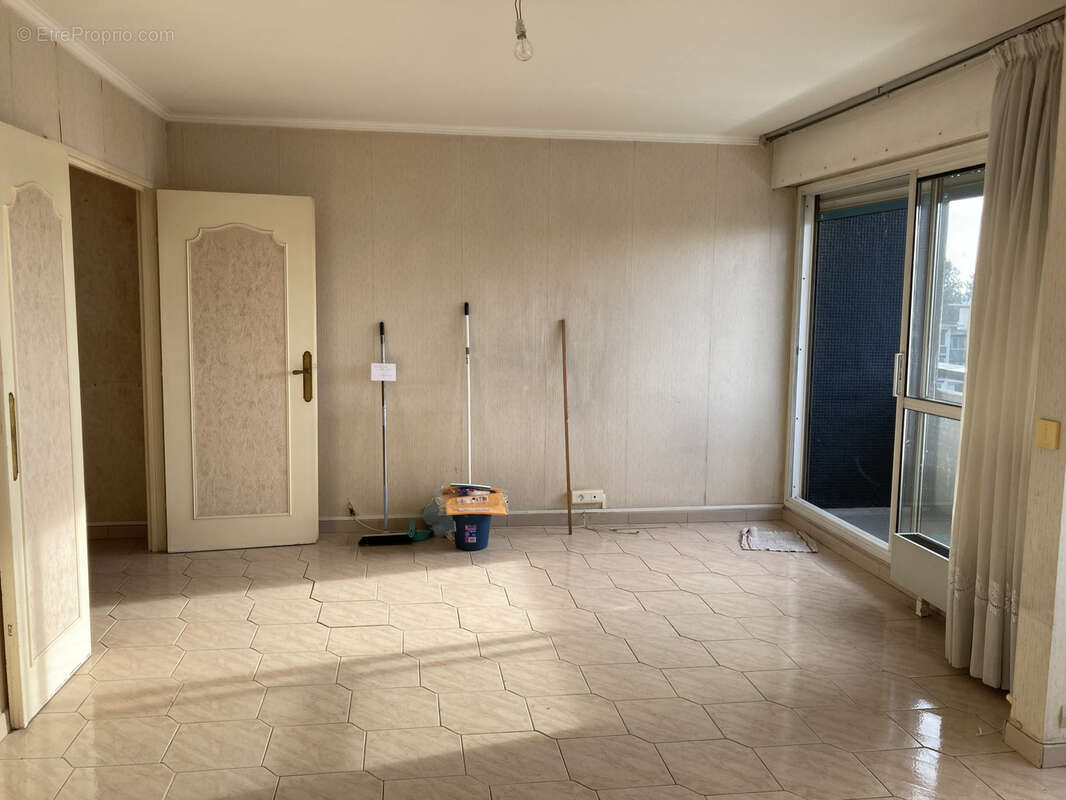 Appartement à SARCELLES