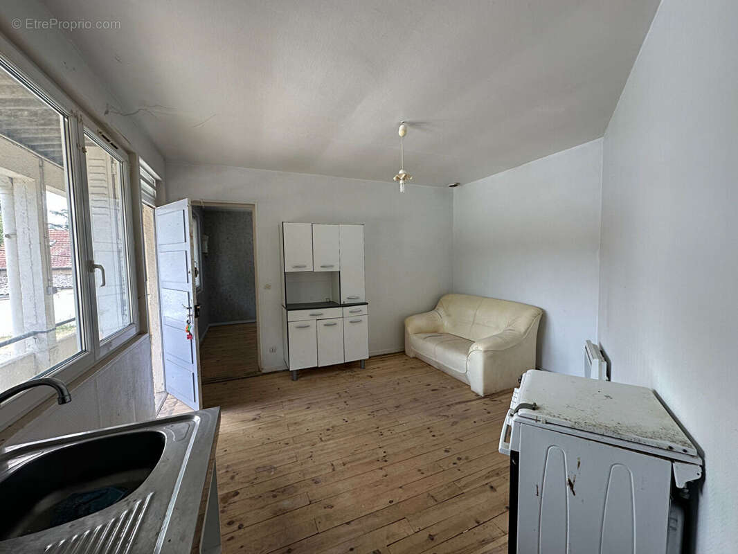 Immeuble 150m² à châteauroux - photo 9