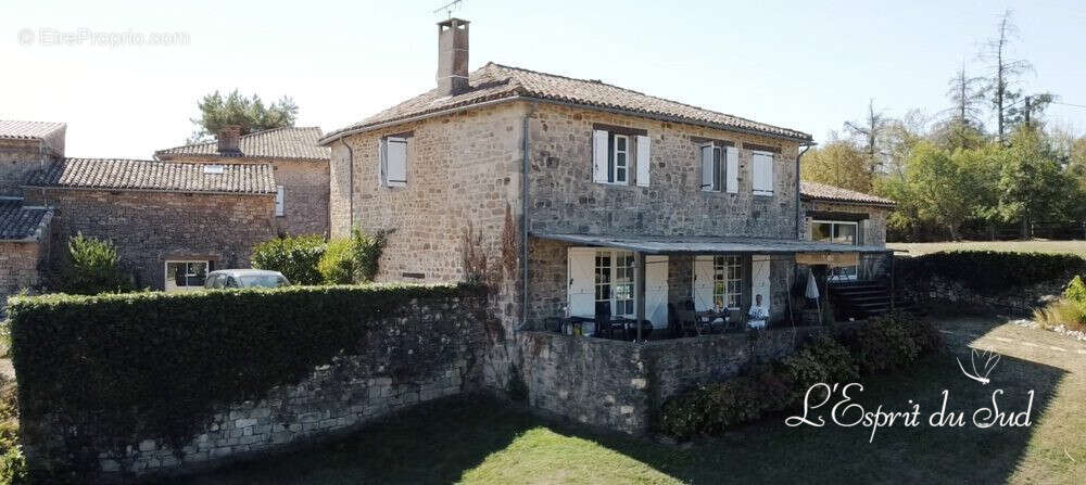 Maison à CAHUZAC-SUR-VERE