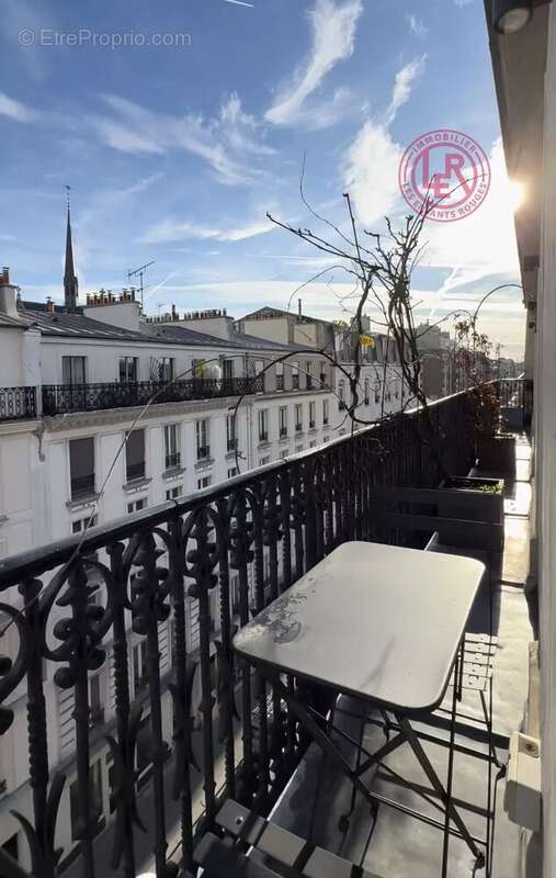 Appartement à PARIS-11E