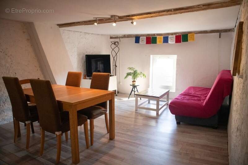 SABLONNIERES (77) Longère à vendre de 5 pièces avec dépendances et grand terrain - photo 8