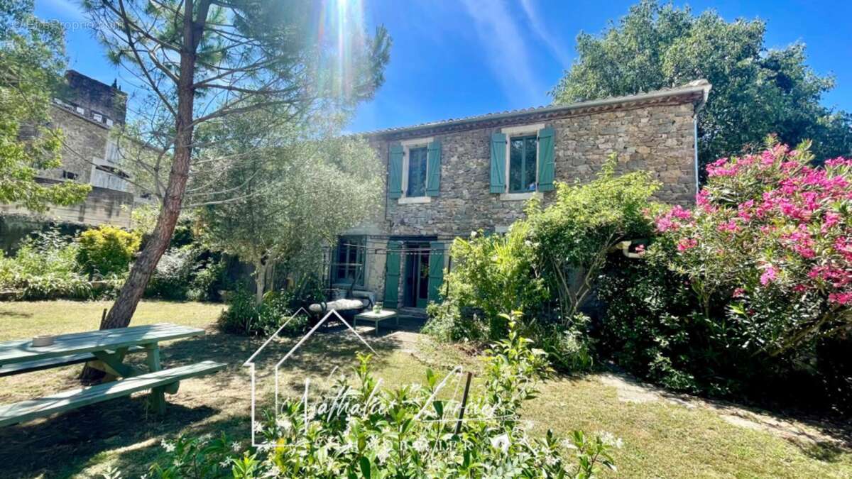 Maison à SAINT-HILAIRE