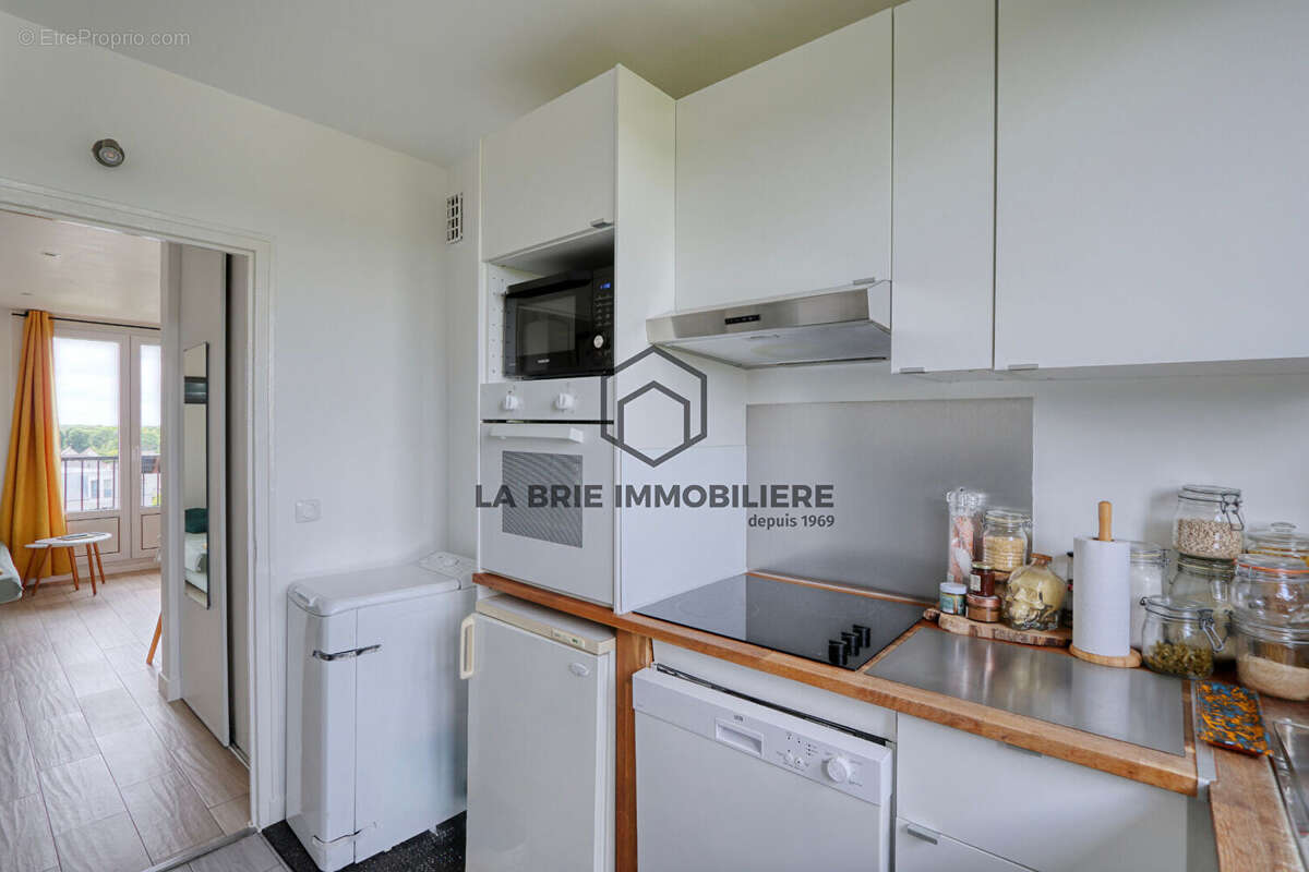 Appartement à BRIE-COMTE-ROBERT