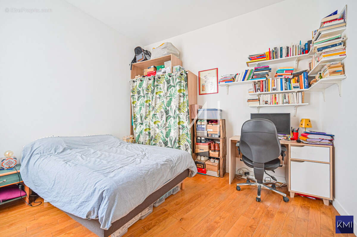 Appartement à PARIS-20E