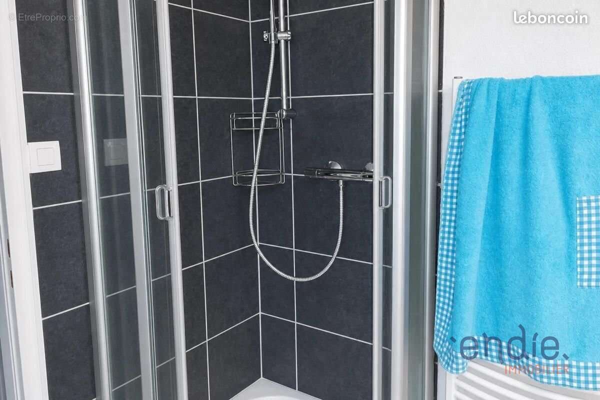 Immeuble de caractére avec local commercial et appartement avec fort potentiel - photo 13