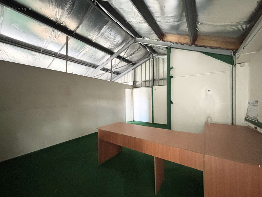 Commerce à FORT-DE-FRANCE