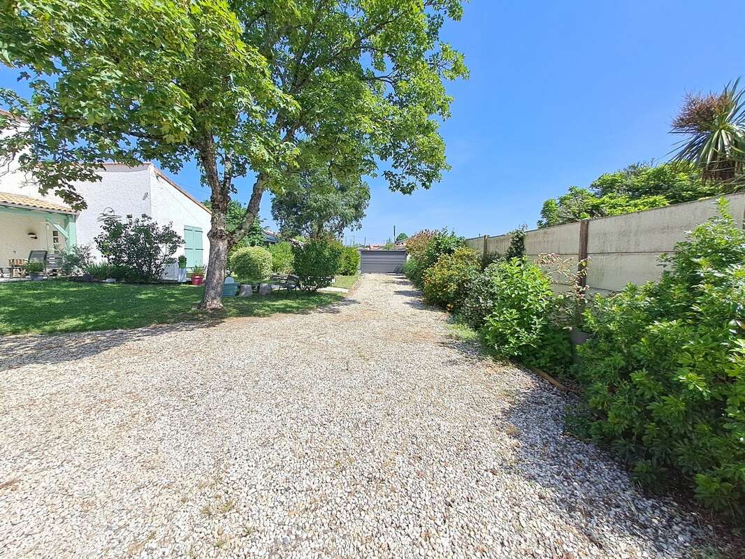 Maison à vendre 7 pièces SAINT MEDARD EN JALLES (33) - photo 11