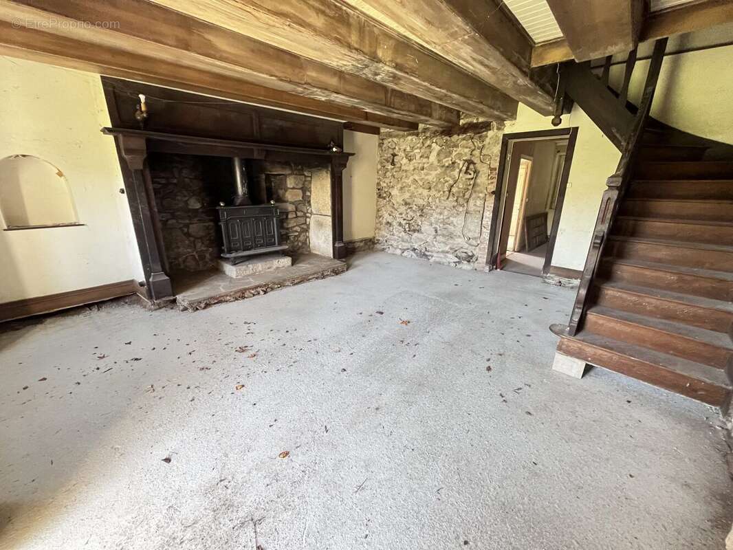 Séjour - Maison à YDES