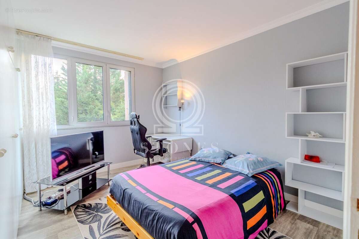 Appartement à LA CELLE-SAINT-CLOUD