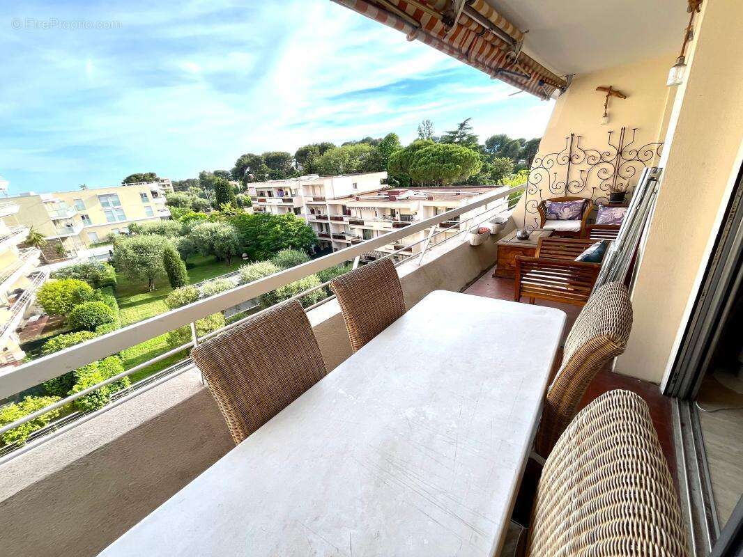 Appartement à LE CANNET
