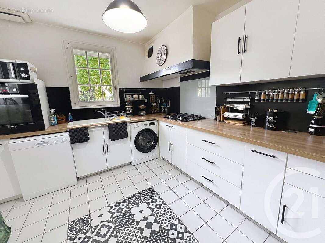 Maison à CORNEVILLE-SUR-RISLE