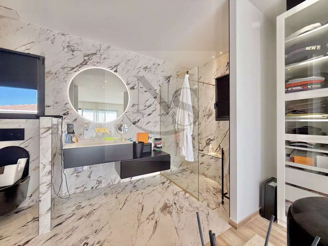 Maison à CARRY-LE-ROUET