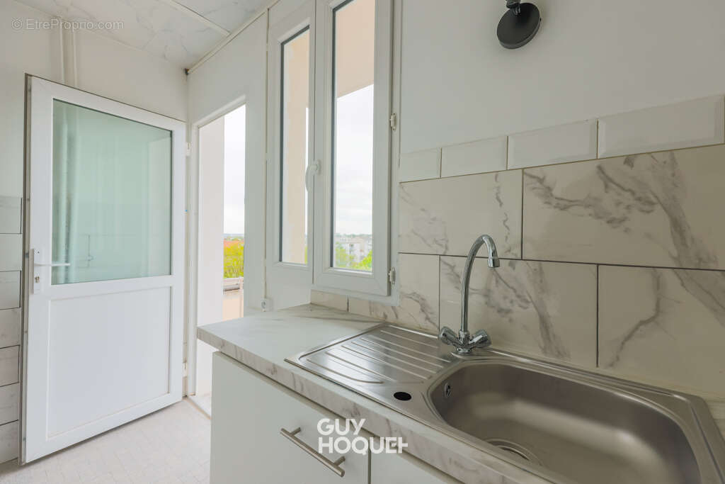 Appartement à SAINT-MAUR-DES-FOSSES