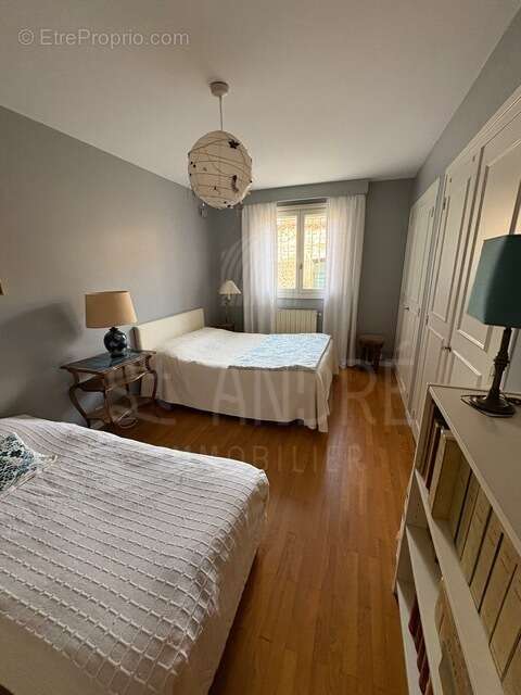 Maison à BEAUREPAIRE