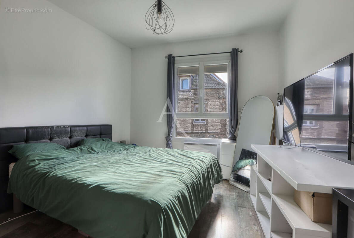 Maison à SAINT-ETIENNE-DU-ROUVRAY