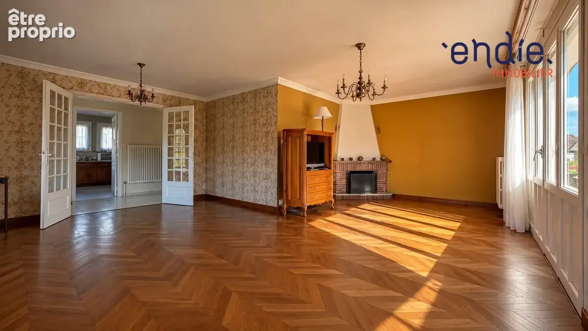 Maison 8 pièces 206 m² à vendre à Valdoie (90300) - photo 9