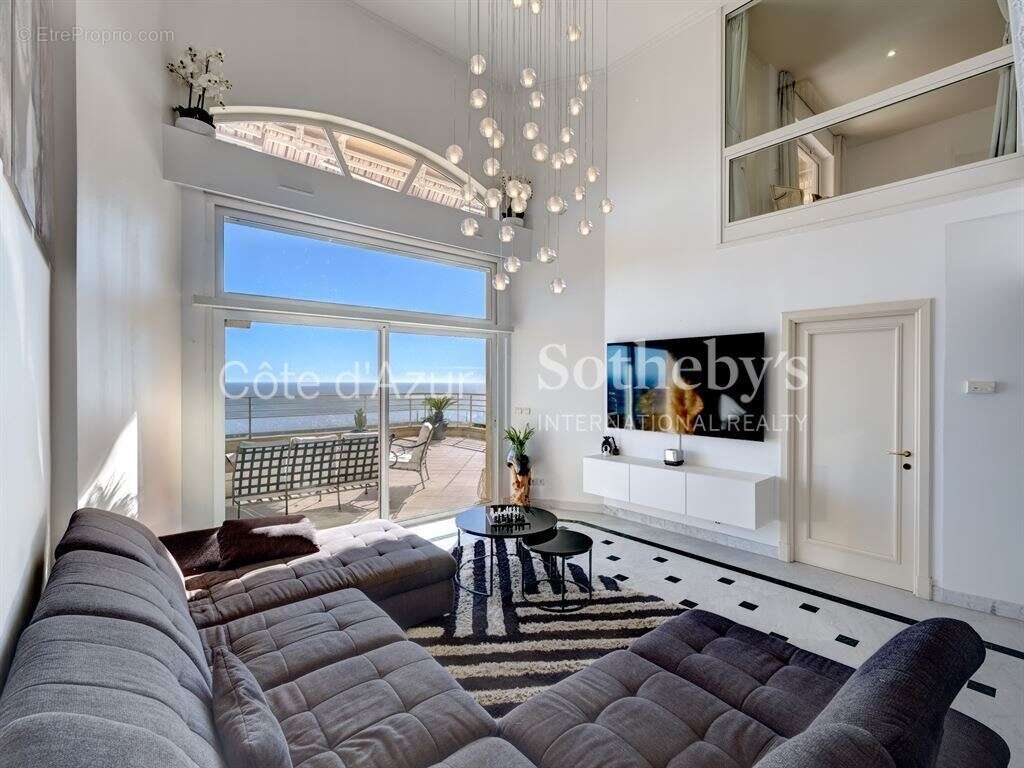 Appartement à BEAUSOLEIL