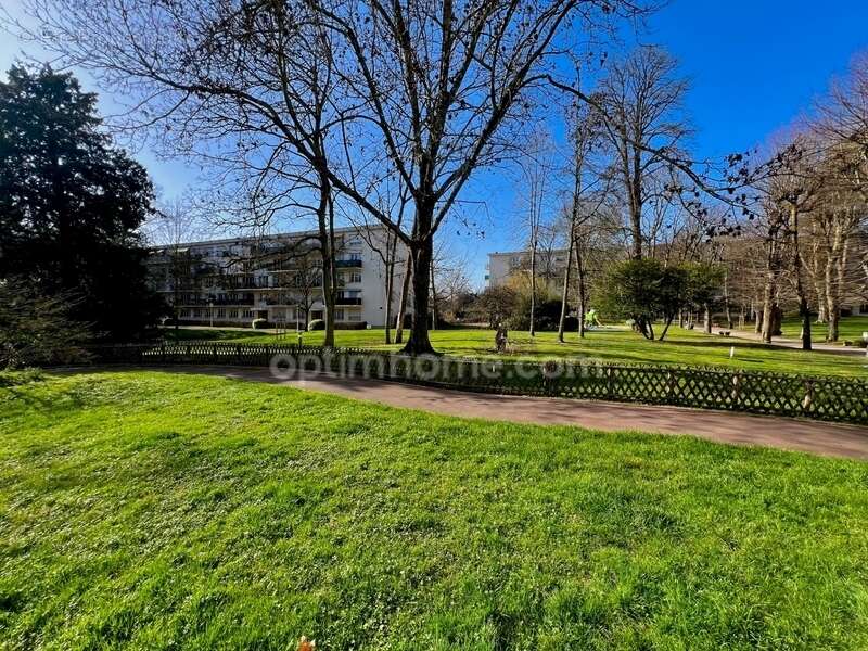Appartement à LE PLESSIS-BOUCHARD