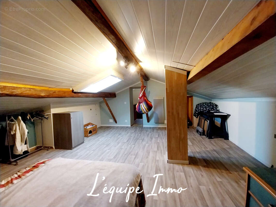 Maison à PUJAUDRAN