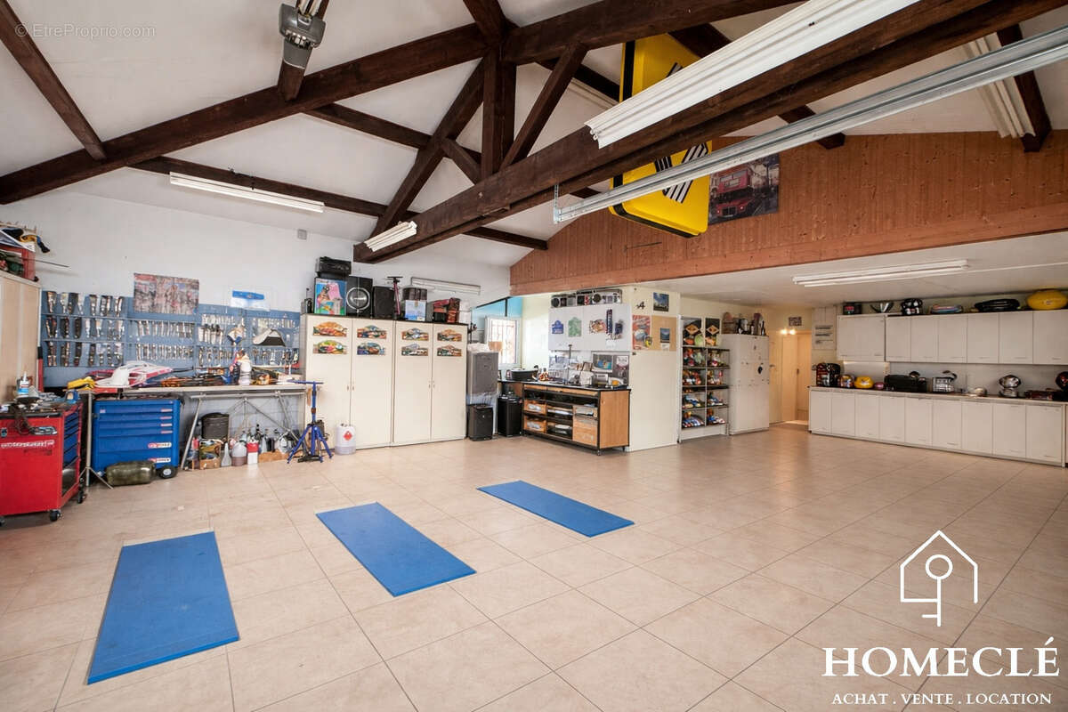 Appartement à MONTMERLE-SUR-SAONE