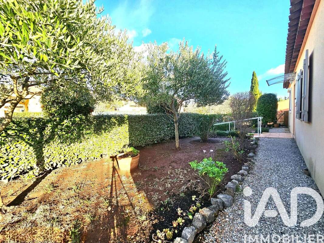 Photo 3 - Maison à LE CANNET-DES-MAURES