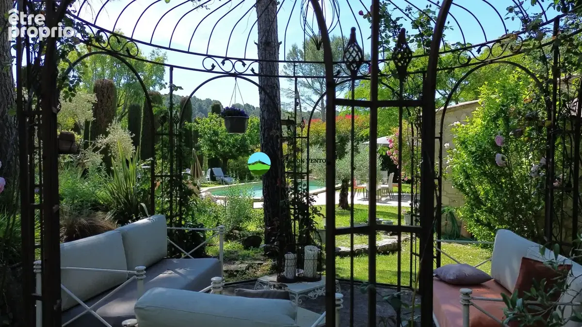 Maison avec Piscine - Pernes Les Fontaines 6 pièces160 m2 - photo 3