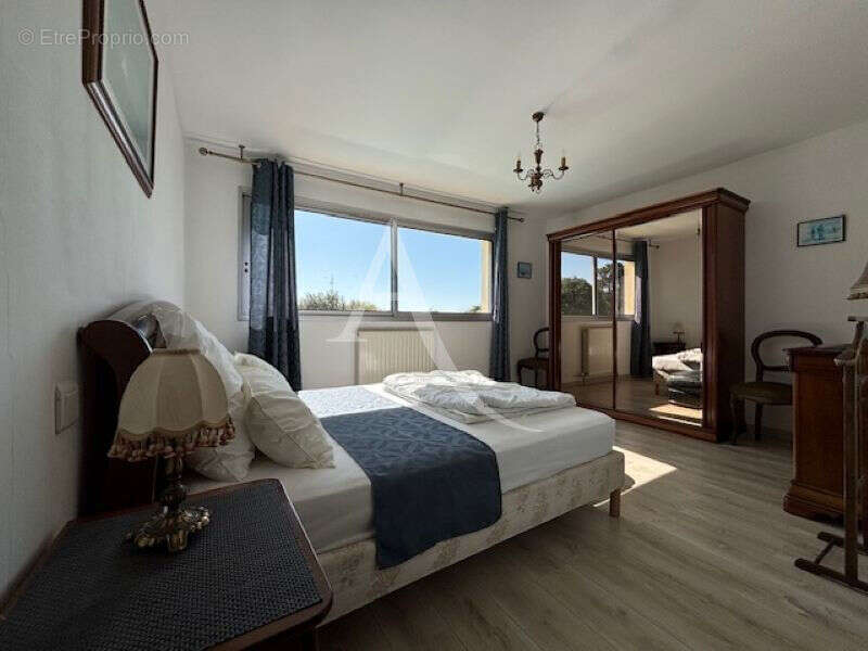 Maison Saint Vincent Sur Jard 9 pièce(s) 204 m2 - photo 15
