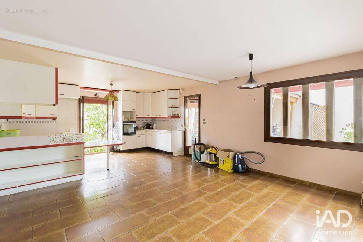 Photo 1 - Maison à BRY-SUR-MARNE