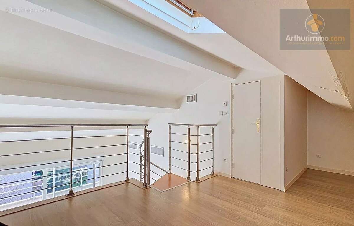 Vente Appartement La seyne-sur-mer(83500) 254 000ï¿œ - photo 6