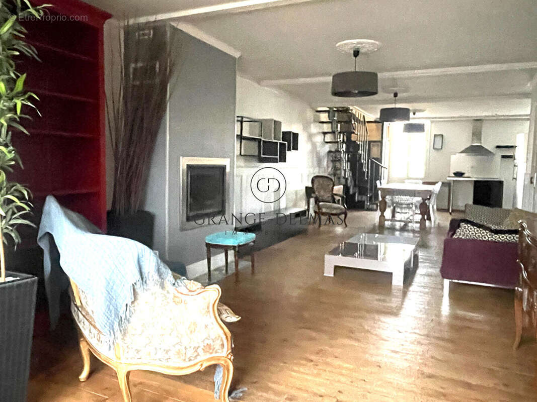 Appartement à BORDEAUX