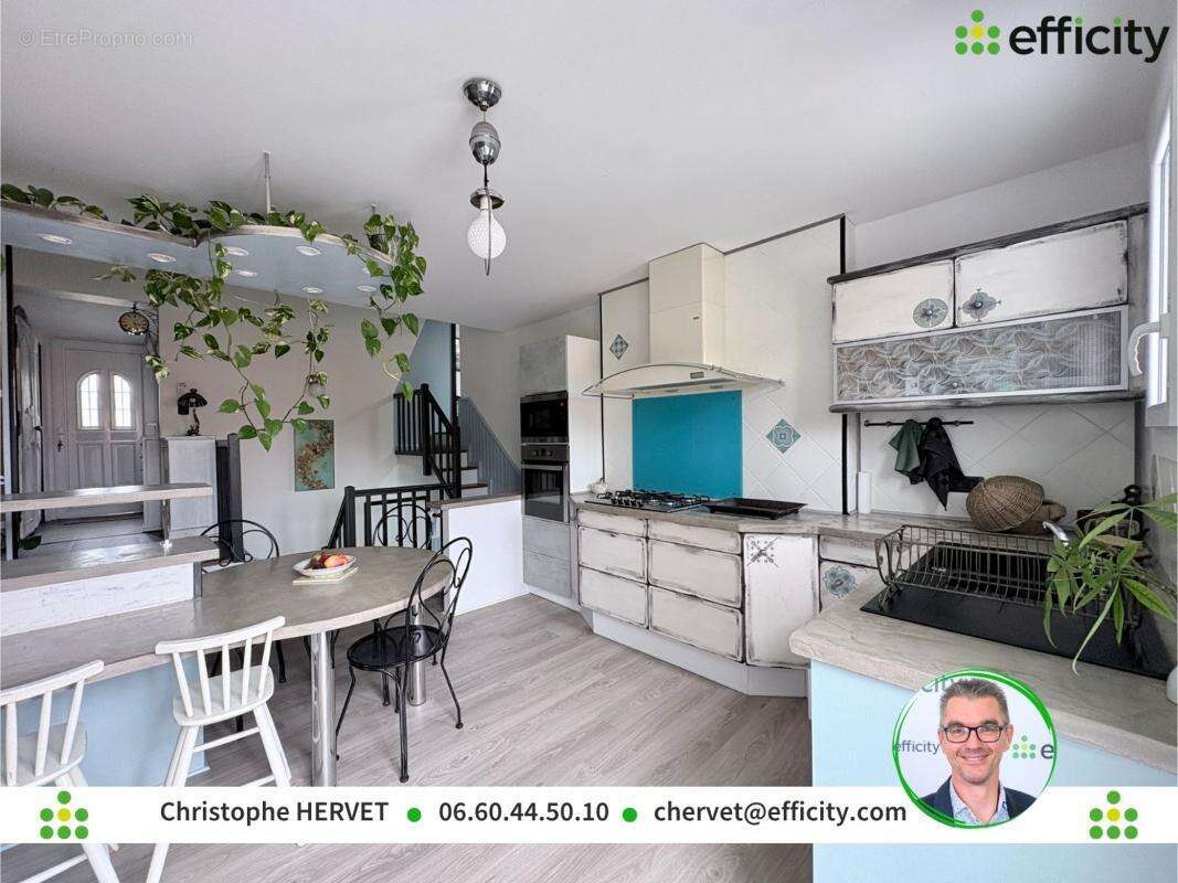 Maison à RUELLE-SUR-TOUVRE