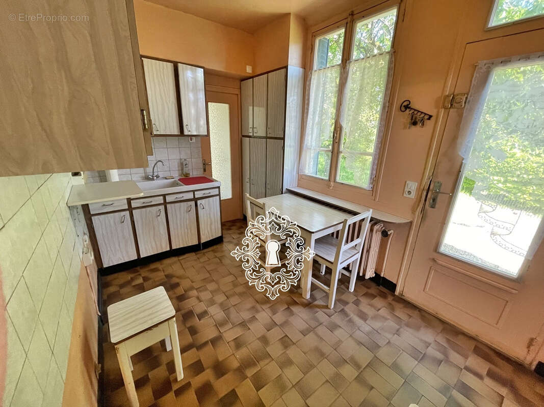 Maison à DONNEMARIE-DONTILLY