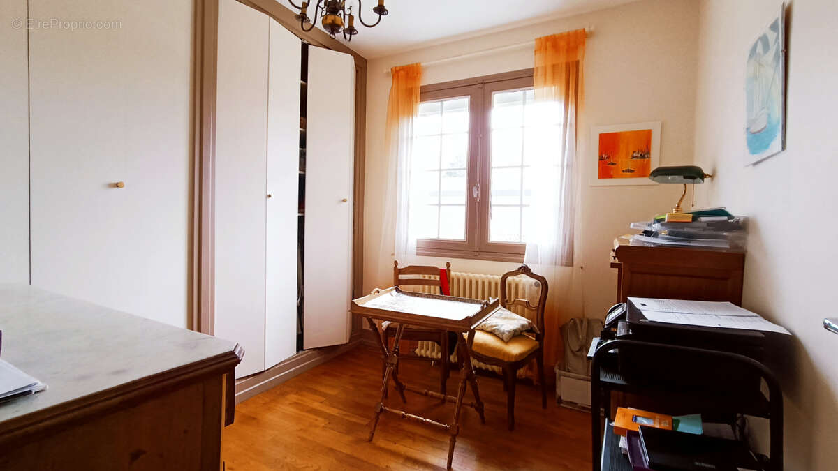 Maison à COULAURES