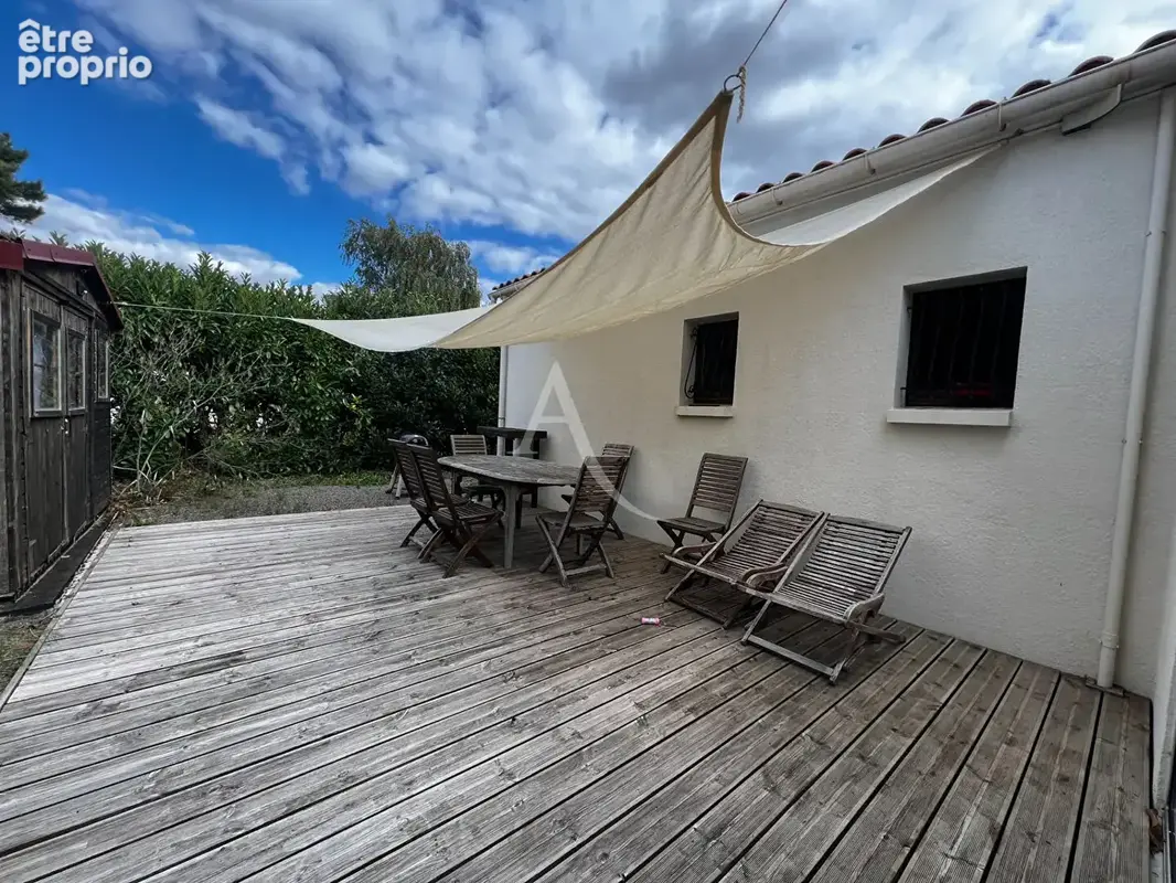 Maison Angles - 4 pièces - Centre- Bourg - photo 10