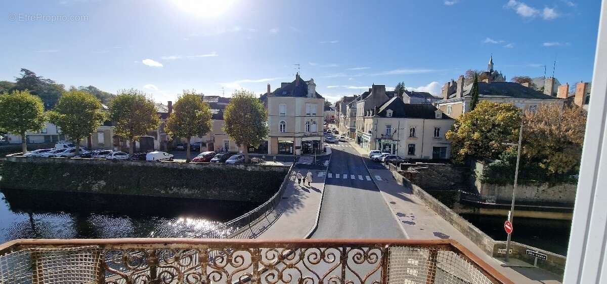 Appartement à SEGRE