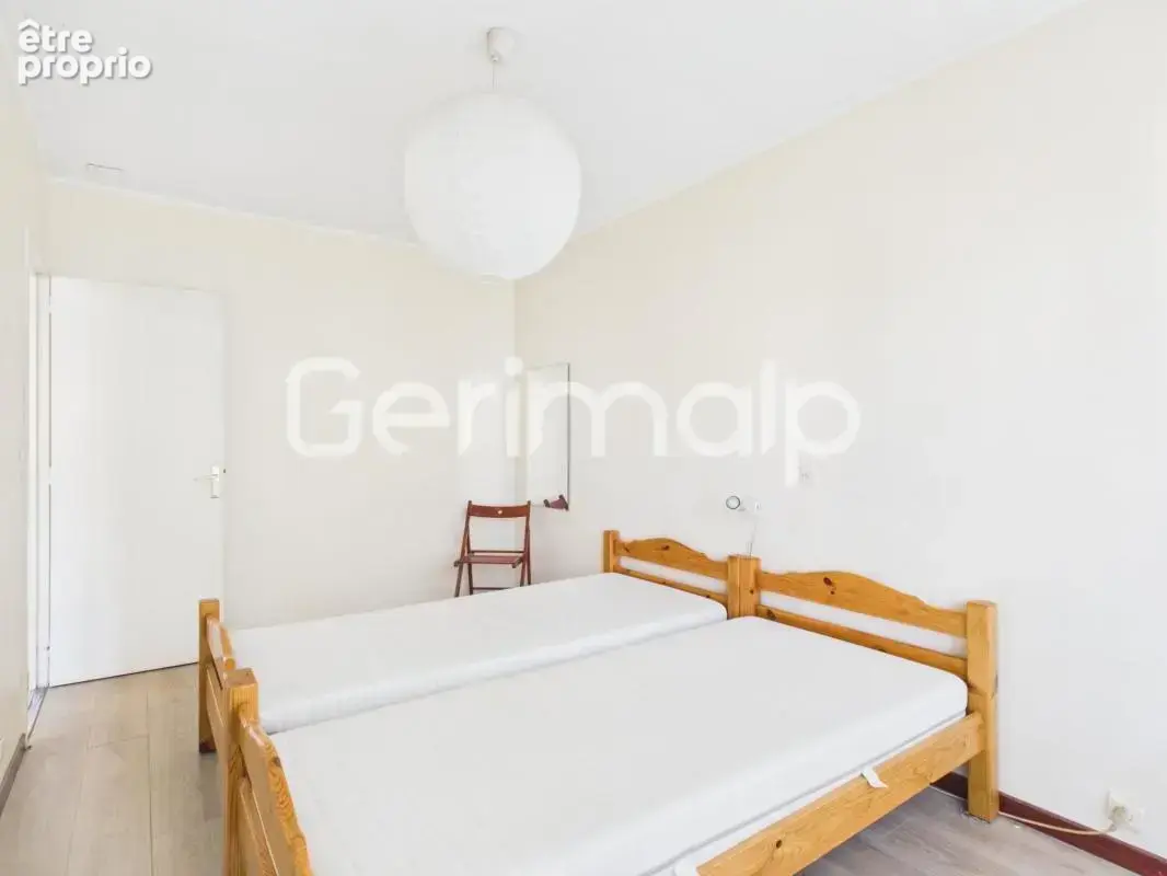 Vente - Appartement - 2 pièces + cuisine - 48,18 m² - 178 500 € - photo 8
