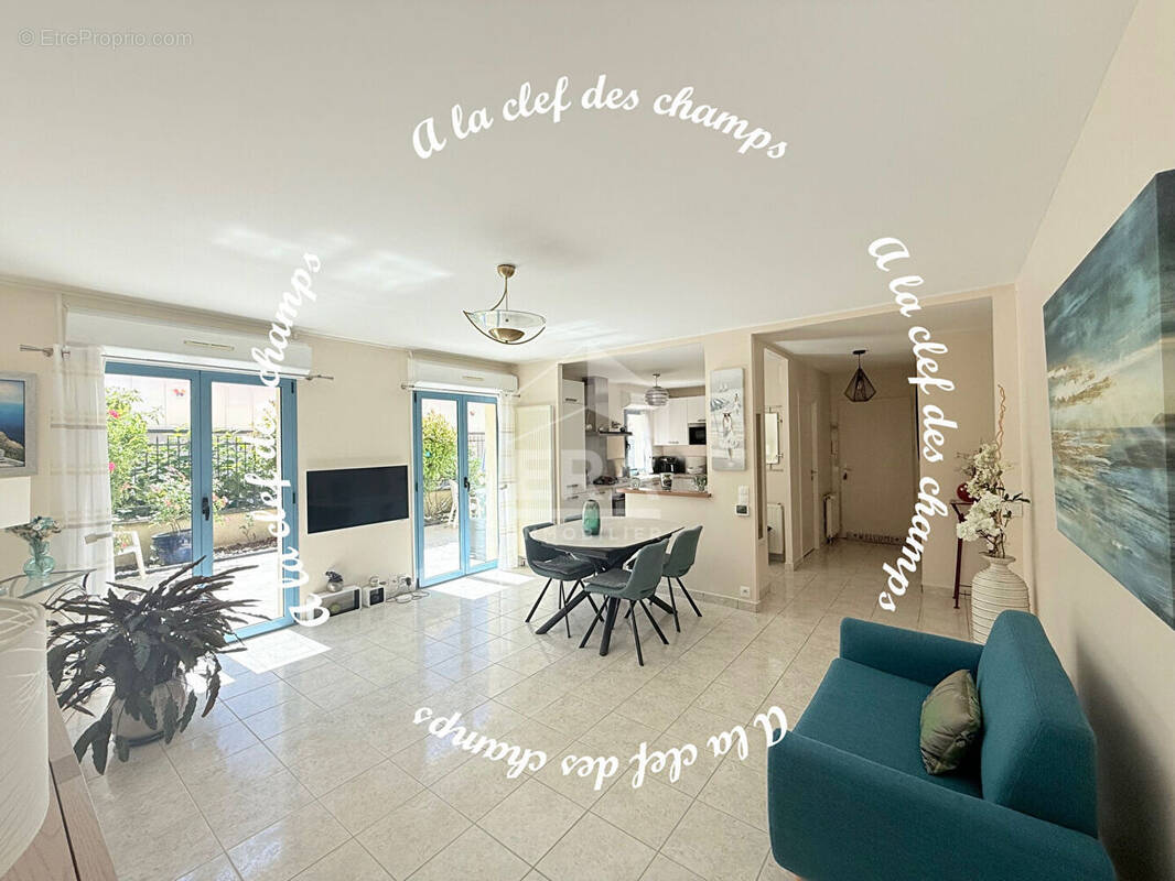 Appartement à SAINT-REMY-LES-CHEVREUSE