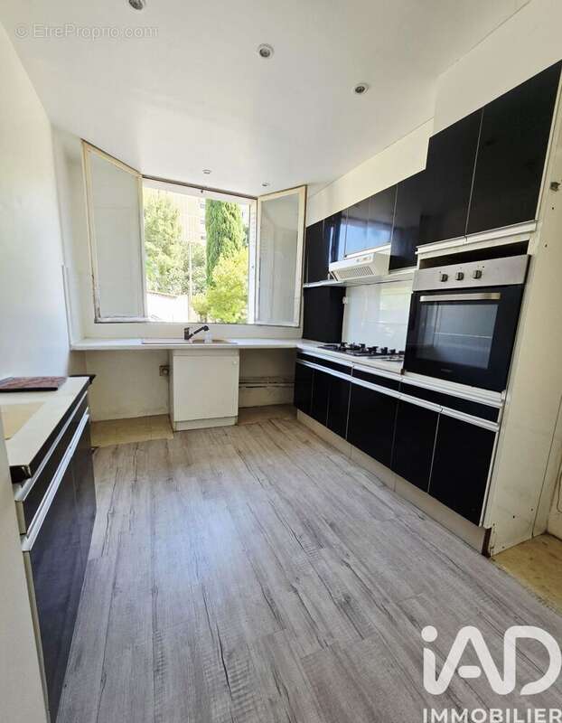 Photo 8 - Appartement à MARSEILLE-10E