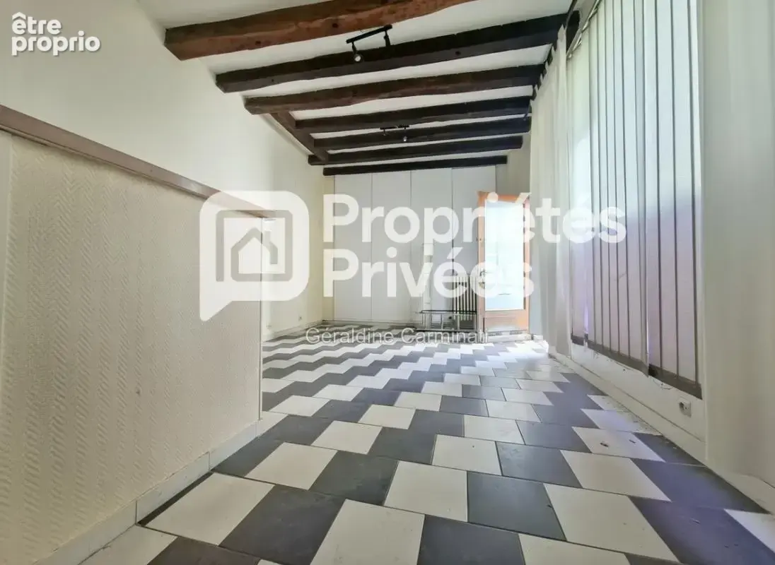 EXCLUSIVITE - A VENDRE  37000 TOURS CENTRE - Place Plumereau -  - 32m2 - Studio / Local - photo 3