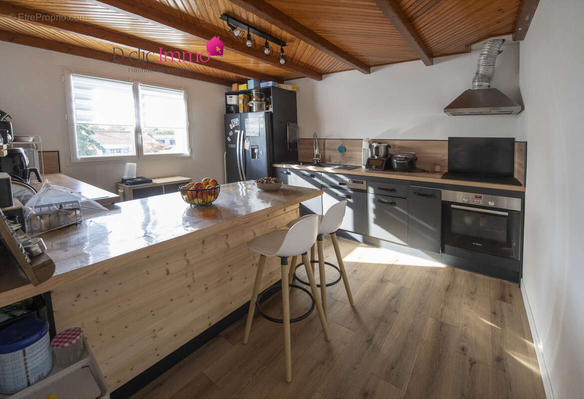 Maison à COMMEQUIERS