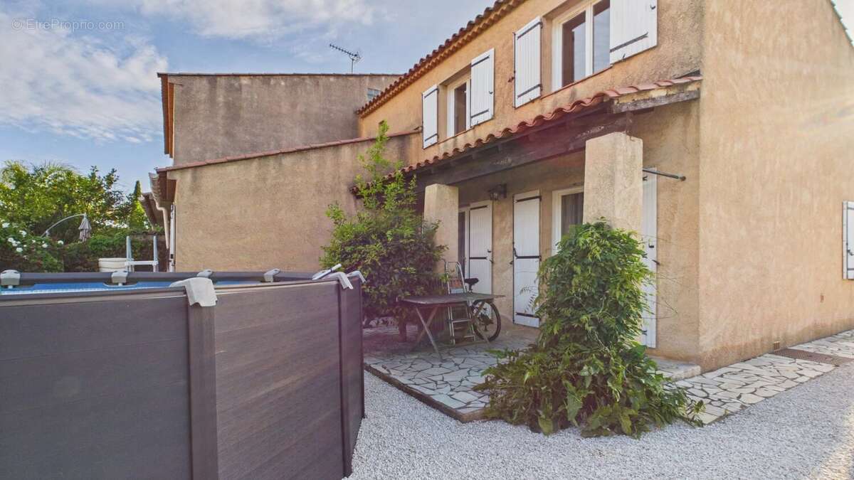Maison à LA LONDE-LES-MAURES