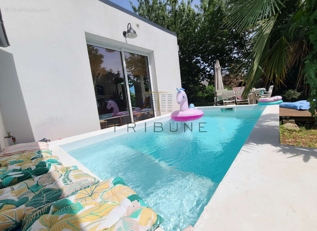 Maison à LE PASSAGE