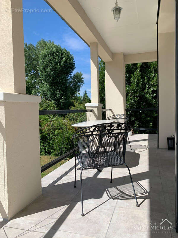  ILE BELLE de MEULAN : exceptionnelle villa ART DECO de 180 m2 rénovée avec authenticité. - photo 8
