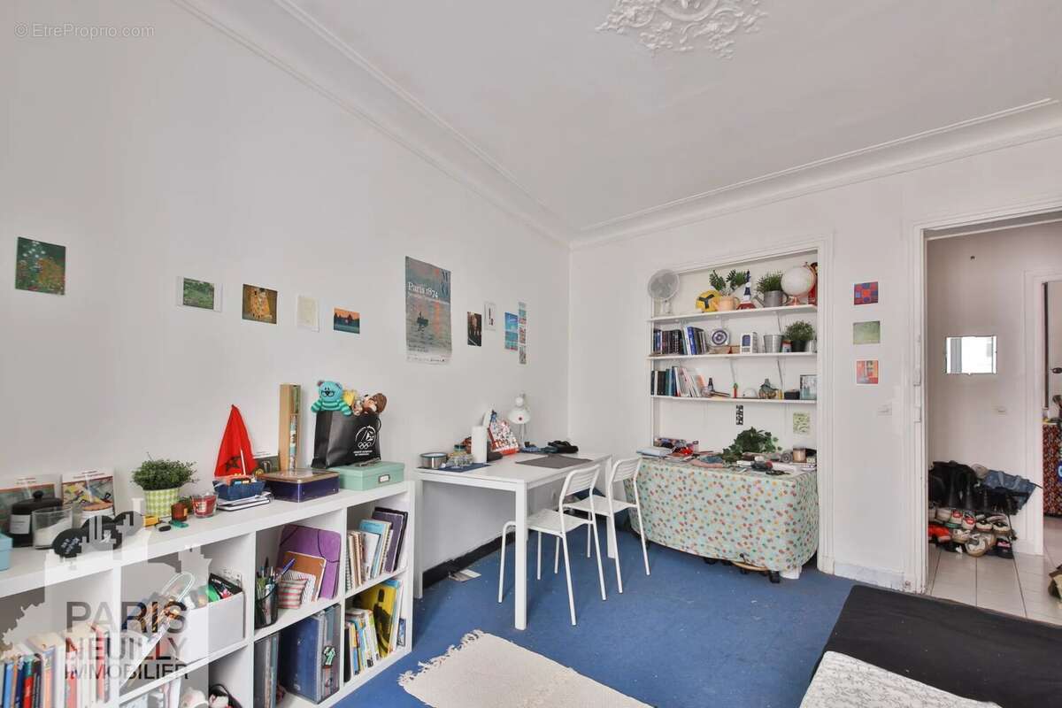 Appartement à PARIS-17E