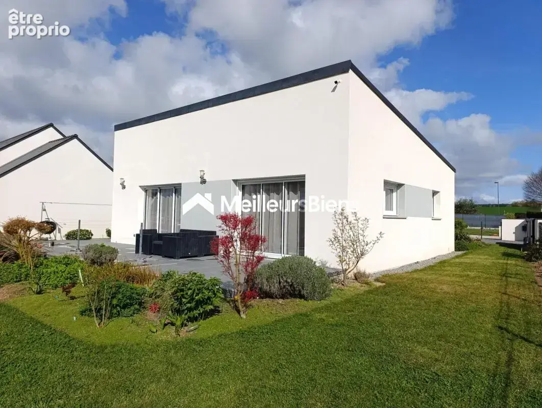 Maison récente de plain pied  - 868m² de jardin paysager - Garage - Carport - photo 15