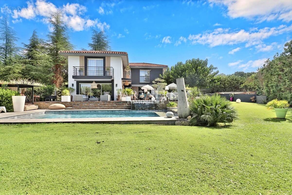 Maison à AIX-EN-PROVENCE