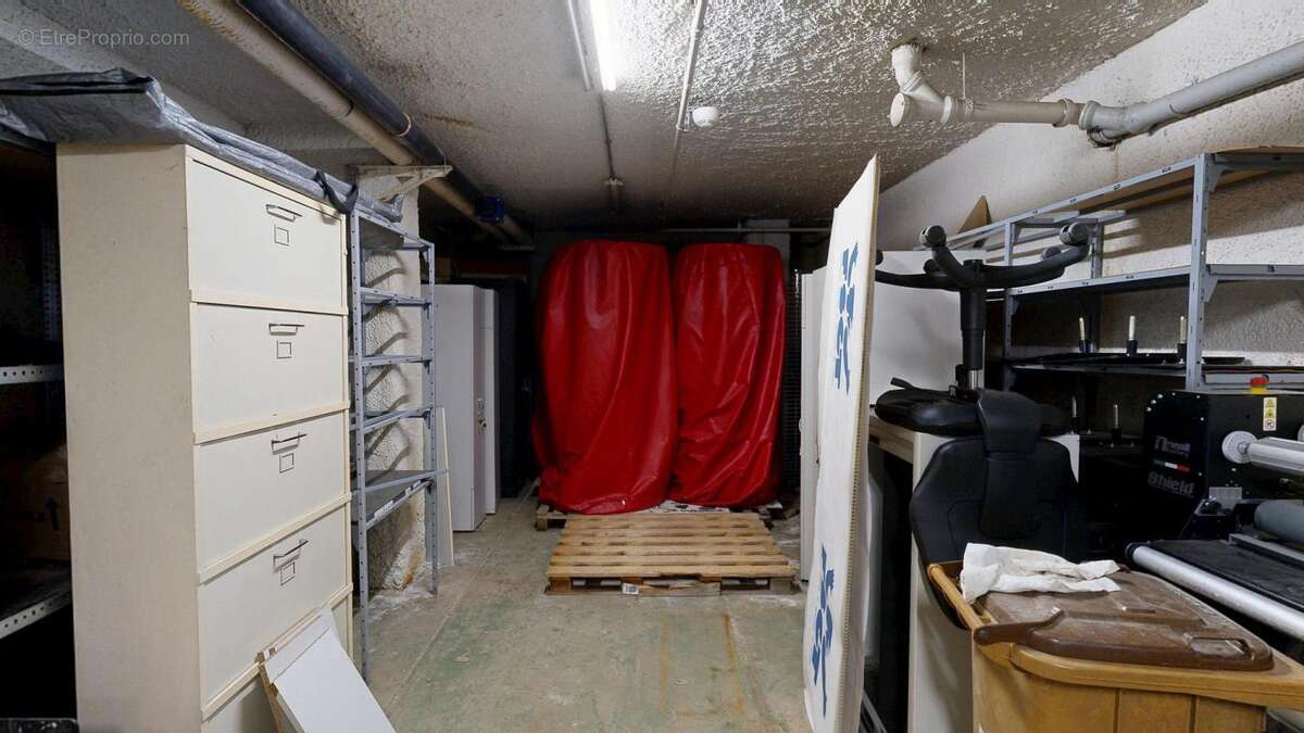Plateau de Bureaux 14 rue Scandicci - photo 7